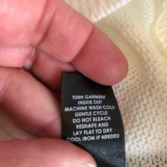 Torrid ivory white open front cropped cardigan sweater size 2 or 2X NWT - Picture 9 of 14